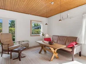 House with terrace & BBQ - Image 2