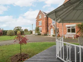 Children-friendly nice cottage with jacuzzi, garden & barbeque | Dogs allowed - Image 2