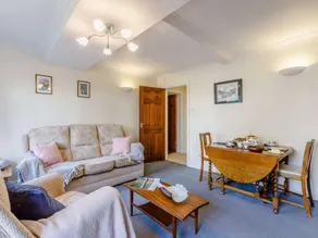 Holiday home with garden - Image 5