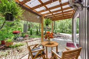 Hidden Treasure Tiny Harvest House Forest Getaway 30 Min. West of Fort Worth - Image 5
