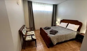 Appartement avec terrasse et piscine - Image 4