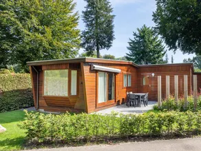 Lovely lodge with terrace & heated pool | Pets are welcome - Image 4