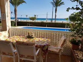 Appartement adapté aux familles avec jardin, internet haut débit et terrasse | Vue plage | À côté de la plage | Idéal pour le télétravail | Avec animaux autorisés - Image 5