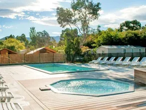 Child-friendly mobile home with terrace & pool | Close to the beach - Image 2