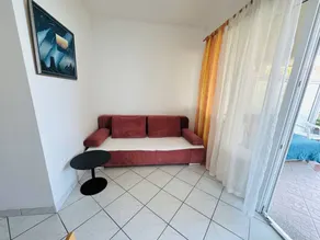 Apartamento vacacional con jardín, barbacoa y terraza - Image 3