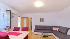 Appartement avec terrasse - Image 3