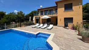 Villa mit Grill, Garten und Terrasse | Meerblick - Image 3