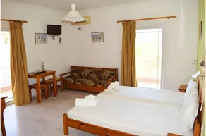 Apartment 'Nidri View B8' with Mountain View, Wi-Fi and Air Conditioning - Image 4