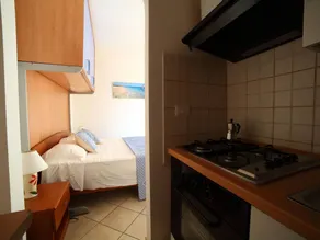 Flat with terrace & BBQ - Image 4