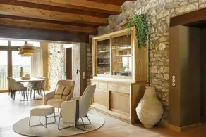Farmhouse with sauna and pool near Barcelona - Image 5