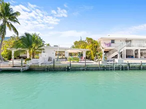 Seabreeze Cove Waterfront Gem 38 foot Dock Cabana Club - Image 2
