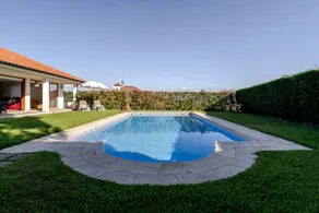 Fully equipped house with terrace, garden & BBQ | Garden view | Perfect for remote work - Image 3