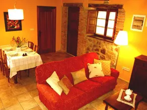 Maison avec piscine et barbecue - Image 4