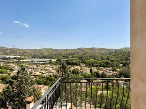Apartment with garden | Garden view - Image 2