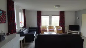 Big holiday home with terrace, garden & sauna | Close to the beach - Image 2