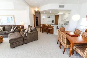 Appartement en copropriété avec piscine - Image 2
