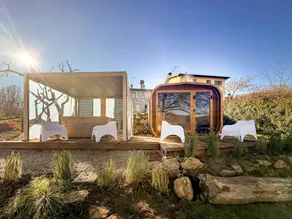 House with barbecue, private pool & garden - Image 3