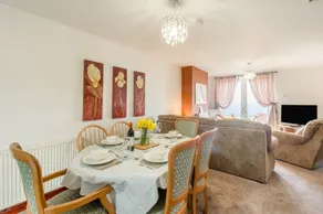 Family-oriented lovely house with garden | Pets are welcome - Image 2