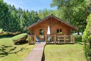 Caravan “Chalet Bouton d'Or” with Shared Pool - Image 2