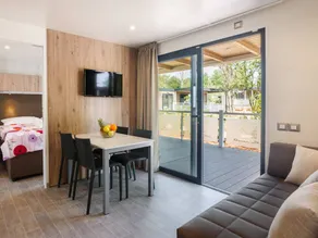 Casa vacacional con jardín, terraza y piscina - Image 5