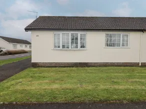 Family-friendly cottage with pool | Pets are welcome - Image 2