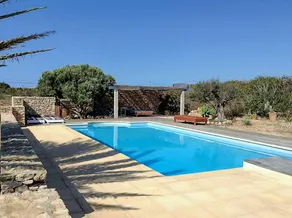 Child-friendly ample house with garden, terrace & private pool | Water view | Perfect for remote work | Pets are welcome - Image 2