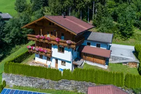 Cozy Apartment With Mountain Views - Image 2
