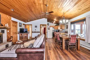 Cottage 8 - Hiller's Pine Haven - Image 5