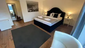 Voll ausgestattetes Ferienhaus mit Sauna, Whirlpool und Terrasse | Perfekt für die Arbeit von Zuhause | Haustierfreundlich - Image 2