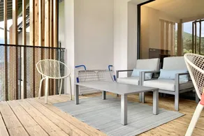 Condo with terrace - Image 2