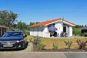 Nice holiday home with garden & terrace | Next to the beach | Pets are welcome - Image 2