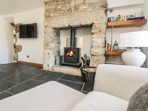 Family-oriented beautiful cottage with garden & barbeque | Pet-friendly - Image 3