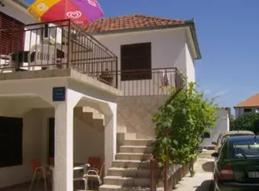 Lovely apartment with BBQ - Image 2