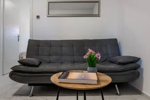 Holiday apartment with barbecue | Garden view - Image 3