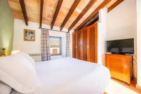 Aparthotel with garden, pool & fast internet | Garden view - Image 3
