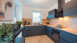 Fully equipped pleasant apartment with garden & terrace - Image 3