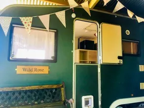 Vintage Caravan Ideal for a Romantic Glamping Getaway in Powys, Wales - Image 2