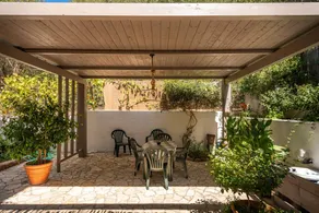 Children-friendly flat with barbeque, garden & terrace | City view | Pet-friendly - Image 4