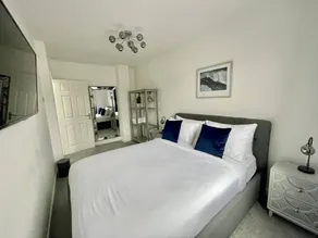 Apartamento con 2 habitaciones para 4 personas - Image 2