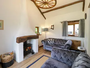 Children-friendly lovely cottage with garden | Beach view - Image 5