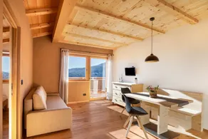 Flat with garden, BBQ & terrace | Garden view - Image 2