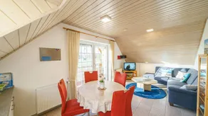 Apartment with BBQ, terrace & garden - Image 2