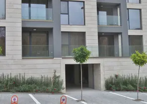 Wohnung mit privatem Pool - Image 3