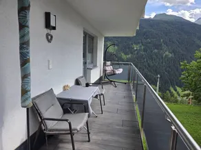 Wohnung mit Terrasse und Garten | Gartenblick - Image 2