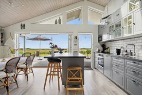 Fantastic summer house with sea view - Image 4