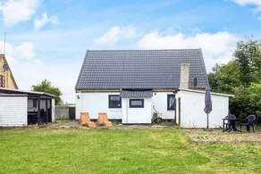 Fully equipped charming house with garden, barbecue & terrace | Dogs allowed - Image 2