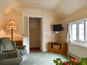 Children-friendly cottage with garden | Dogs allowed - Image 3