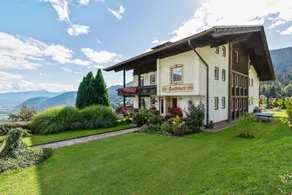Family-oriented nice holiday apartment with garden, BBQ & terrace | Mountain view | Dogs allowed - Image 3