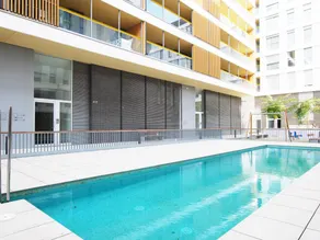 Appartement avec piscine - Image 4