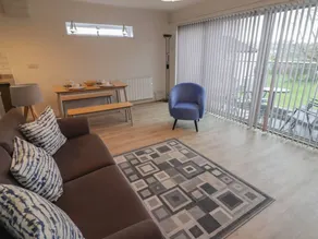 Family-friendly wonderful cottage with garden | Next to the beach | Dogs allowed - Image 2